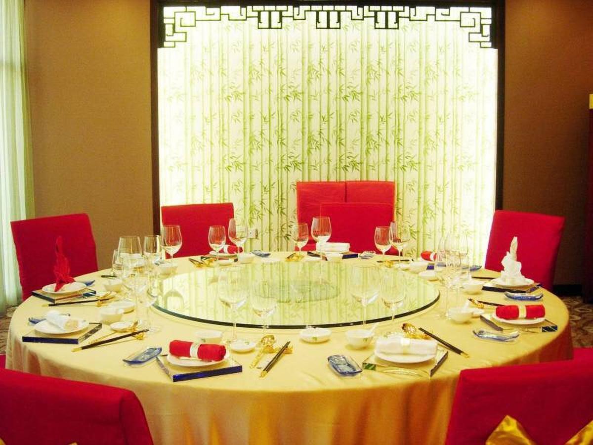 Taizhou Garden Hotel ภายนอก รูปภาพ