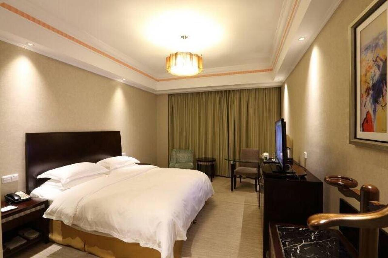 Taizhou Garden Hotel ภายนอก รูปภาพ