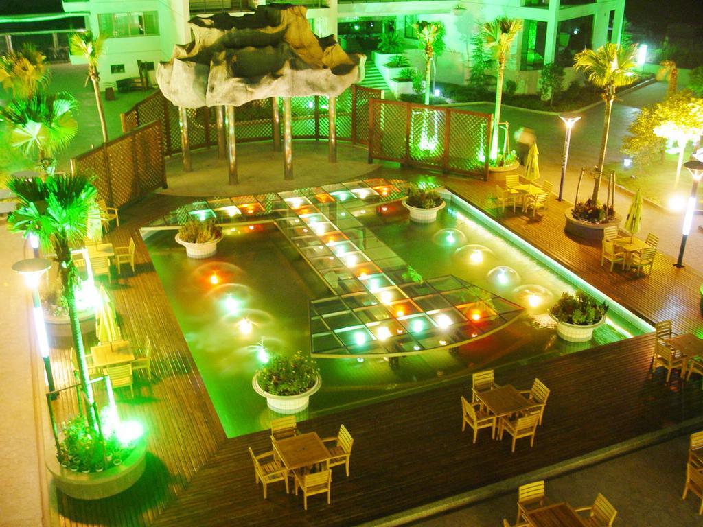 Taizhou Garden Hotel ภายนอก รูปภาพ